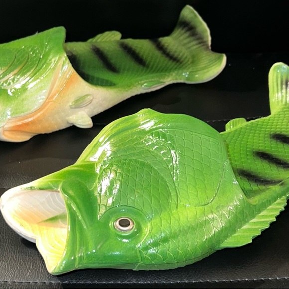 CODDIES FISH FLIP FLOPS - Picture 3 of 6